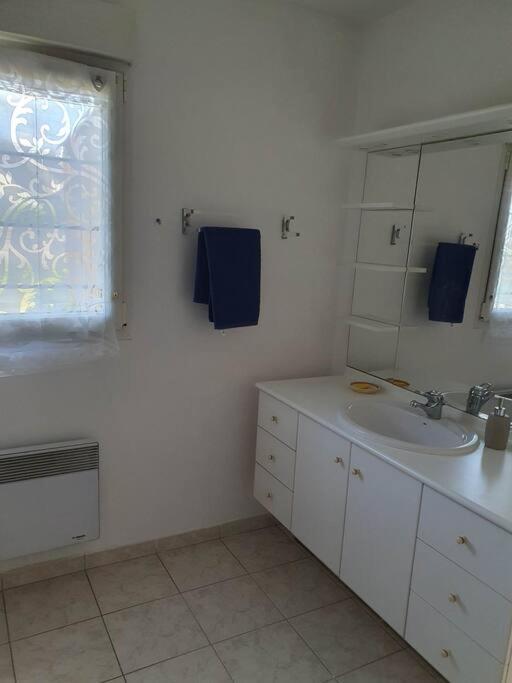 Maison Avec Jardin Clos La Roche Jaudy エクステリア 写真